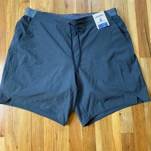 Chubbies yoga/swim hybrid shorts